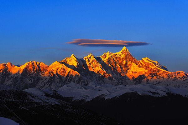 完美西藏以東，布宮，納木措，林芝，巴松措，魯朗林海，大峽谷，卡定溝6晚7日游