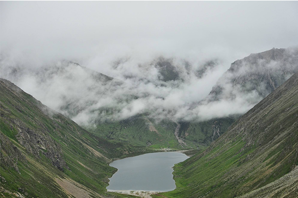 夢境奢華，布宮，林芝，巴松措，魯朗林海，波密，然烏湖，大峽谷，朗縣 ，拉姆拉錯，澤當(dāng)，羊湖，滿拉水庫，珠峰大本營，納木措扎營12晚13日游